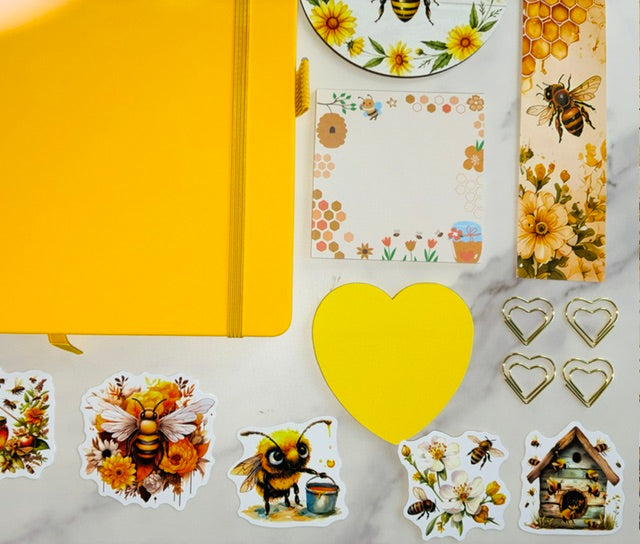 Bee Lovers Bookish Bundle